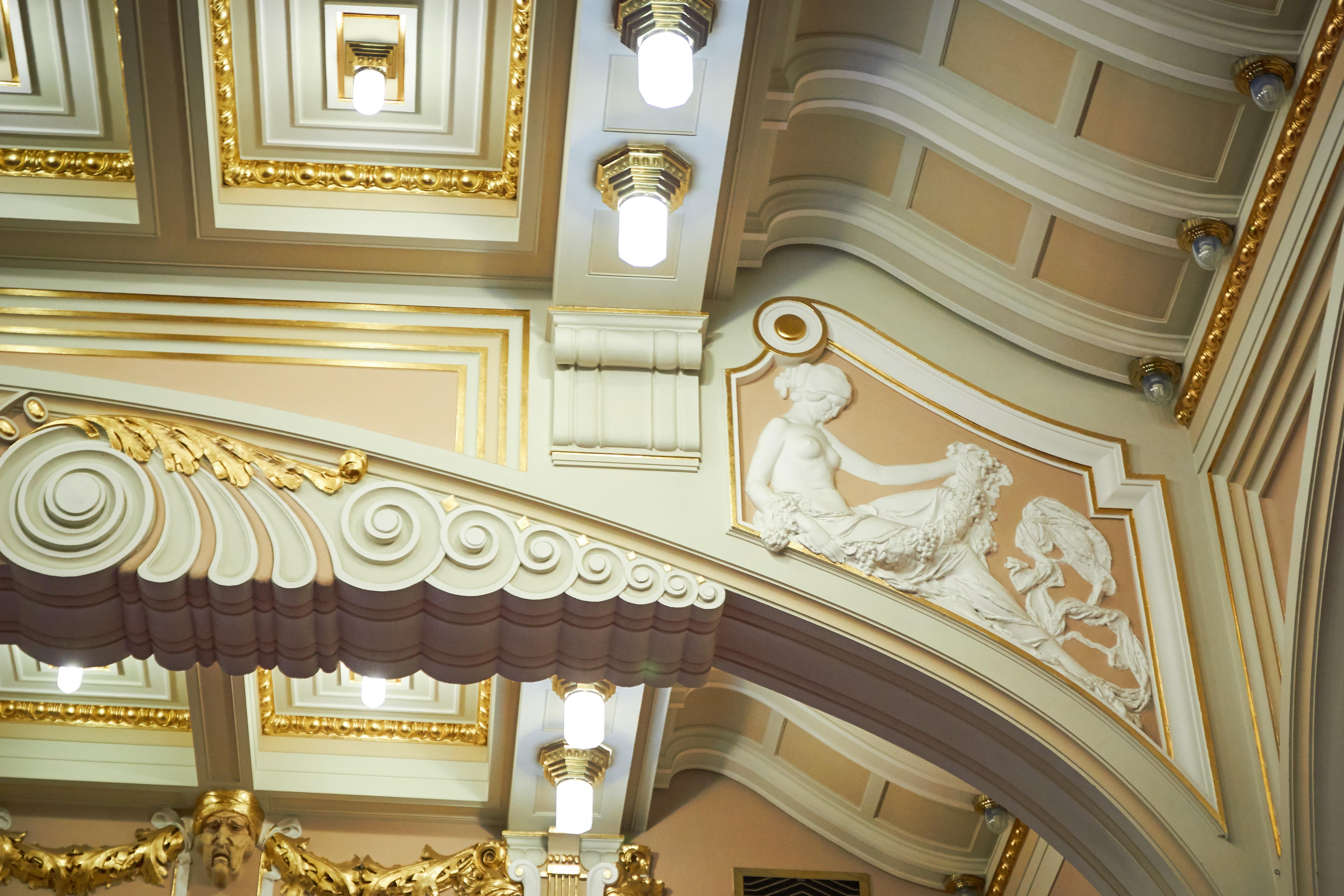 Ambassador Zlata Husa Прага Екстериор снимка The ceiling of the main staircase
